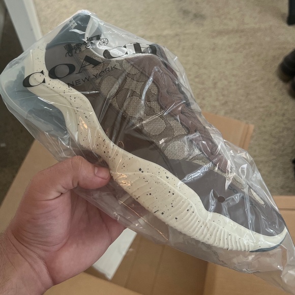 Coach trainer shoes - Picture 1 of 1